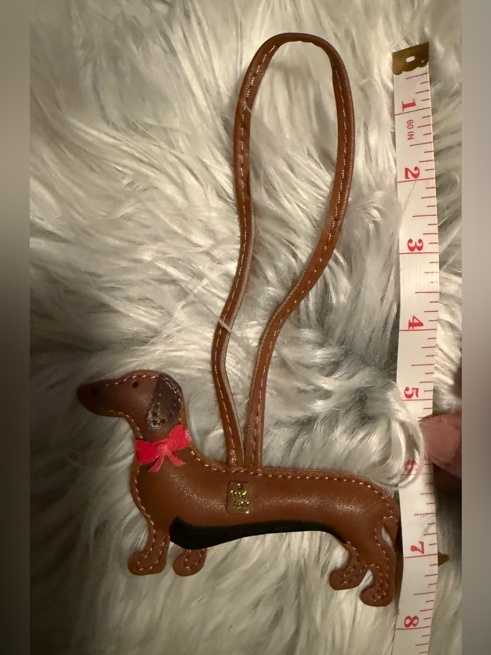 Chocolate/Tan Dachshund Dog Bag Charm with Pink Bow. 🎀 - Picture 3 of 4
